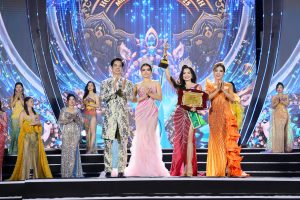 DUY_3925