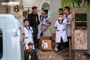 z7220803344421ea3760472ae513664c35734d7466285c-20272531